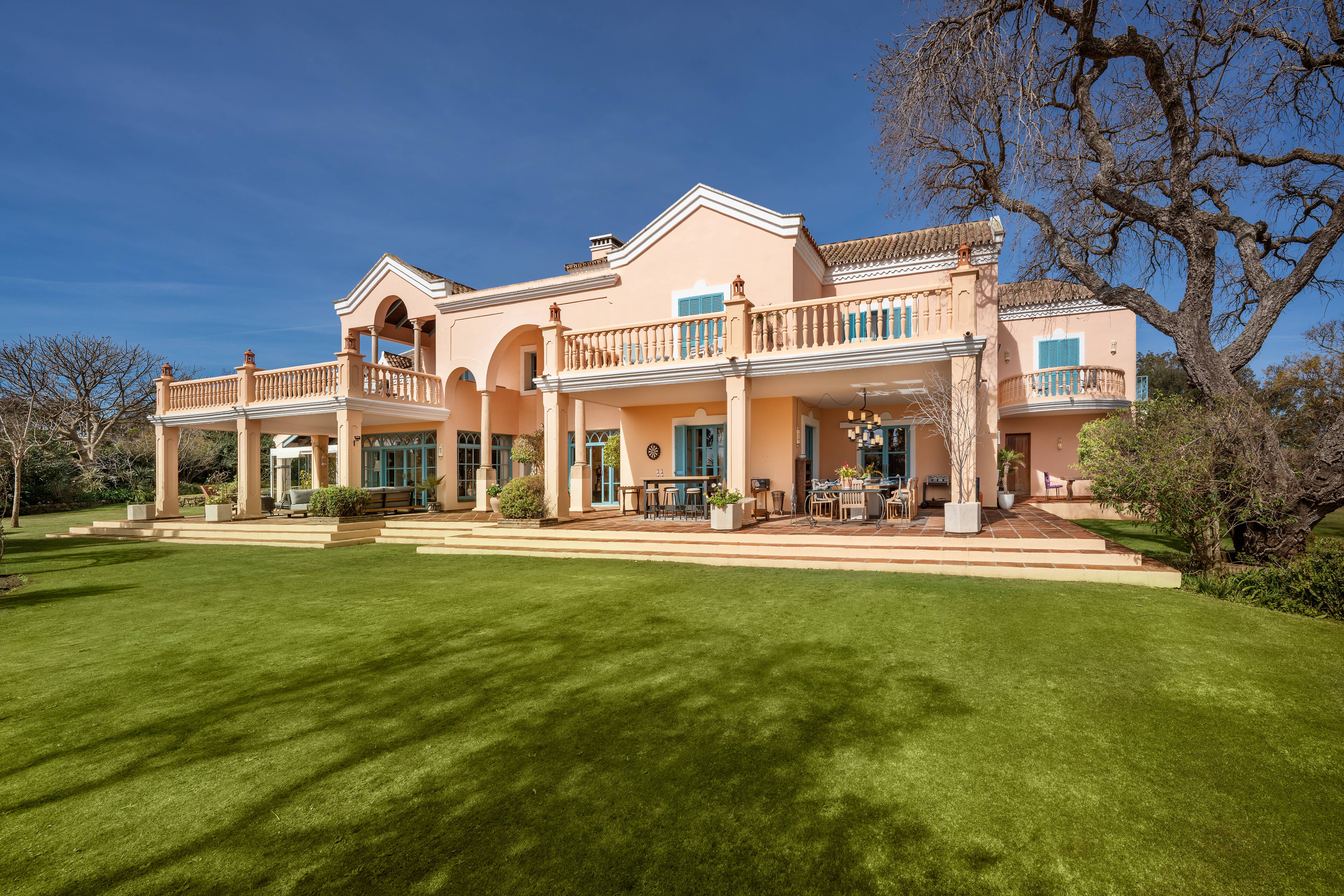 Timeless Luxury Villa in San Roque Club - San Roque Club